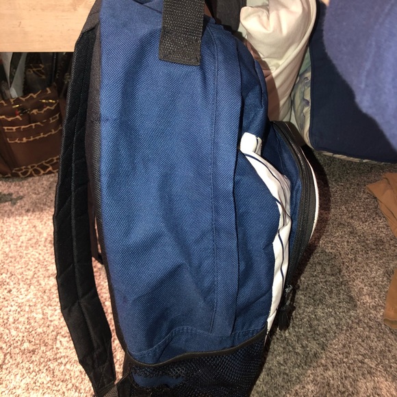 Yankee’s Backpack - Picture 2 of 5